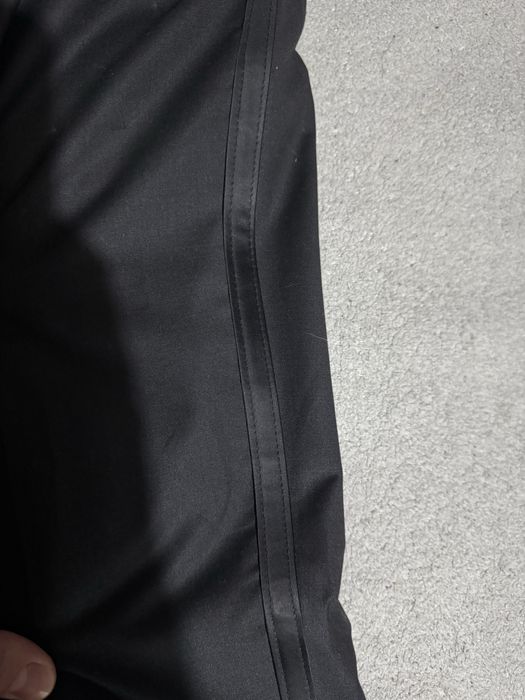 Костюм за официални събития