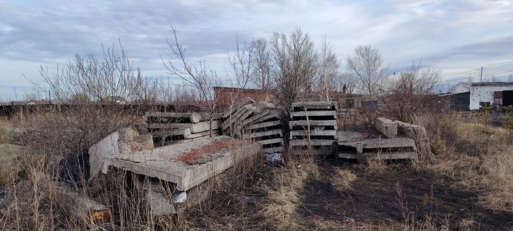 Продам б/у плиты