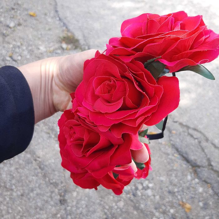 Диадема с  изкуствени цветя венче за глава с ластик