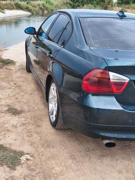 Vând BMW e 90 2008