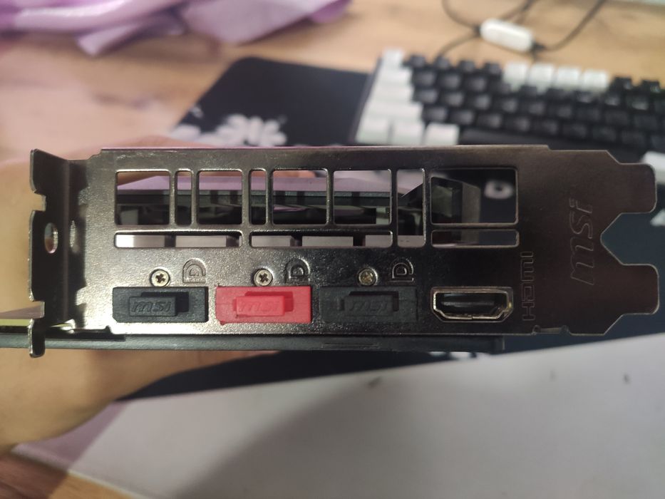 RX 5500 XT 8gb msi mech os