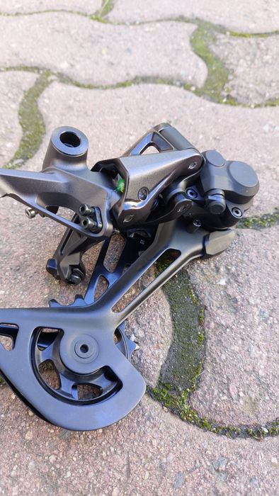 Schimbator spate Shimano XT RD-M-  NOU8100 12 viteze SGS