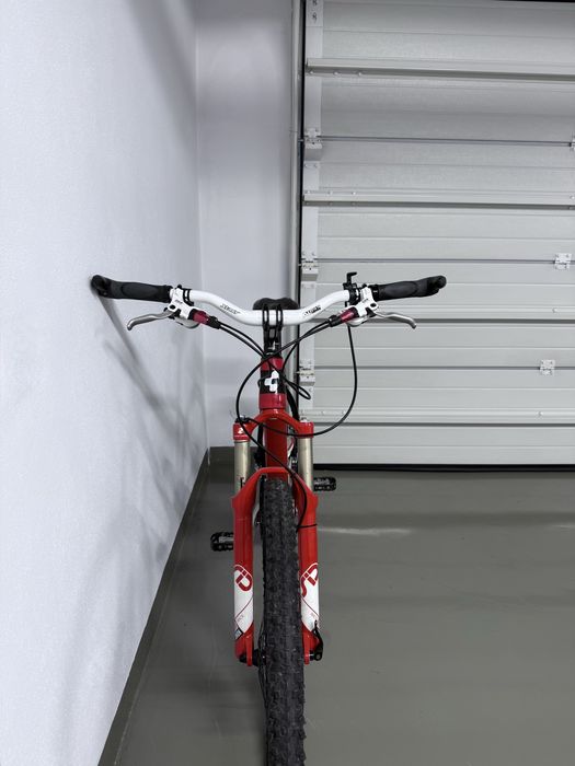 Bicicleta cube Reaction