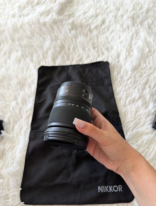 Nikon Z5 тяло + 2 обектива + светкавица + чанта