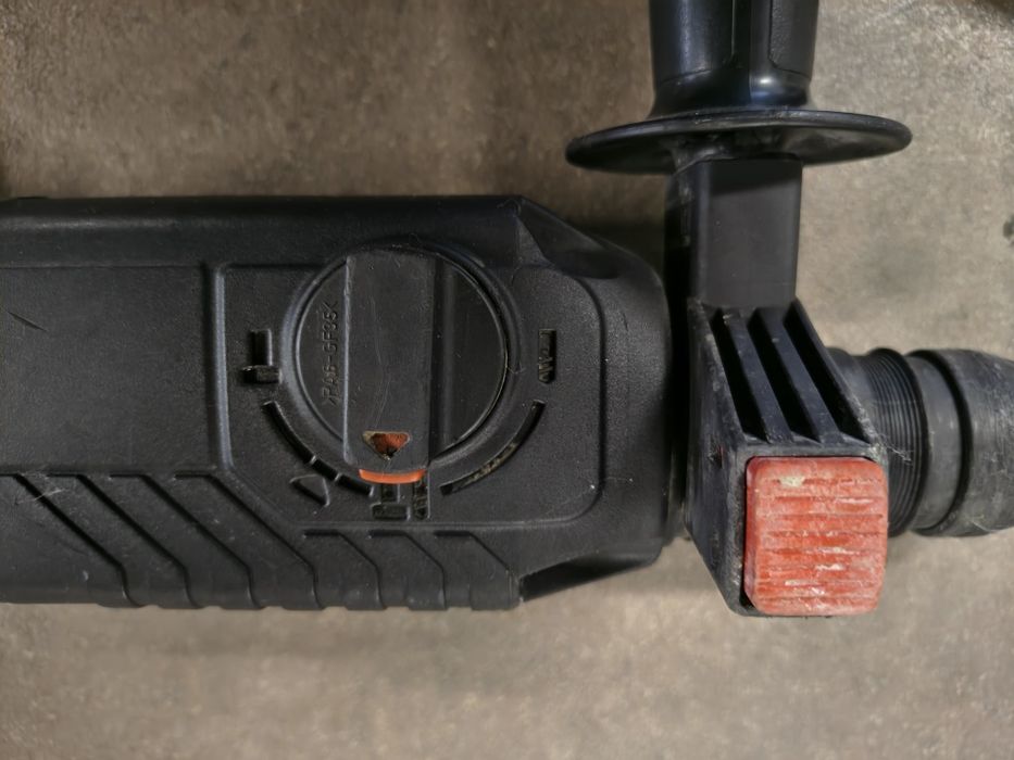 Перфоратор с Къртене Bosch