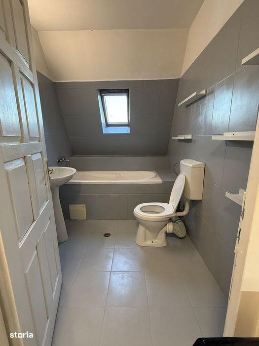 0 % Comision 1 camera, 37 mp, modern, zona strazii Campina