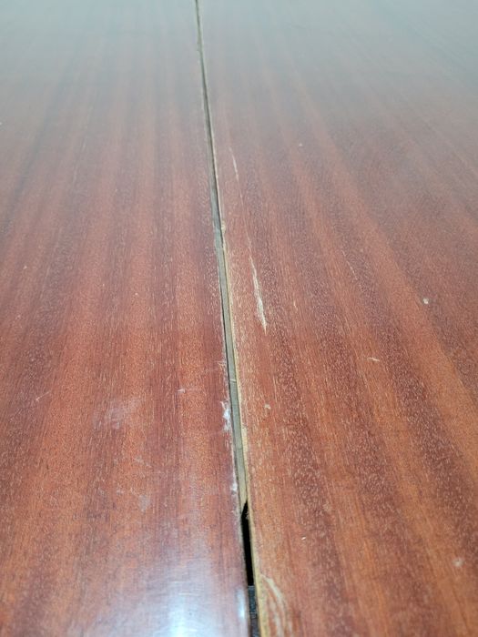 Продаётся стол сатылады