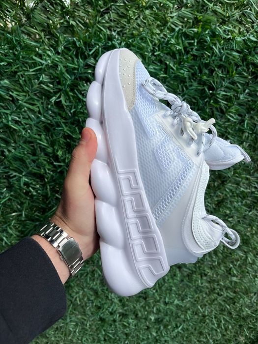 Versace chain reaction