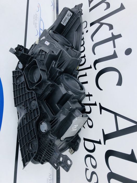 Far stânga cu lupa Ford kuga după 2016 cod GV41-13W030-CJ