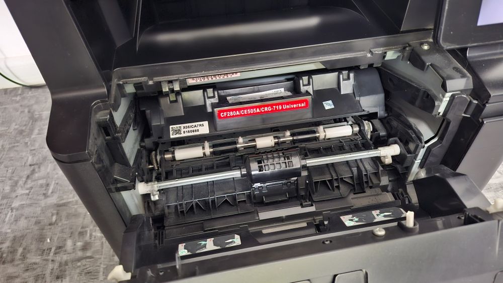 Продам Принтер HP БУ