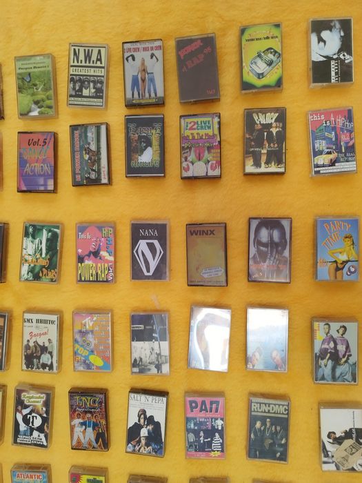 Аудио Касети от Деветдесетте години