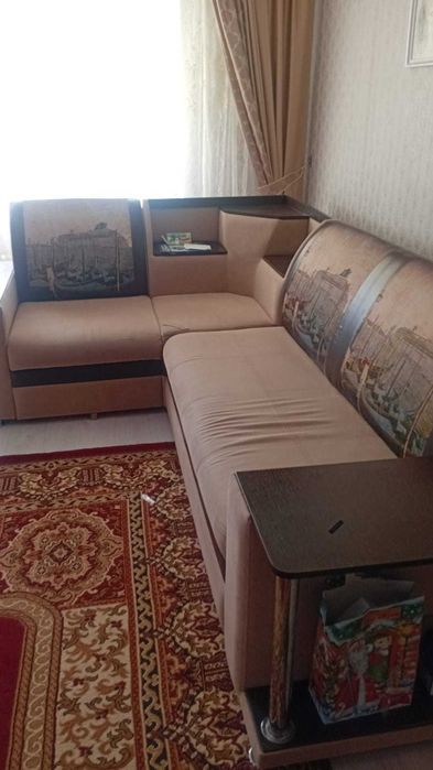 Диван мягкий угловой