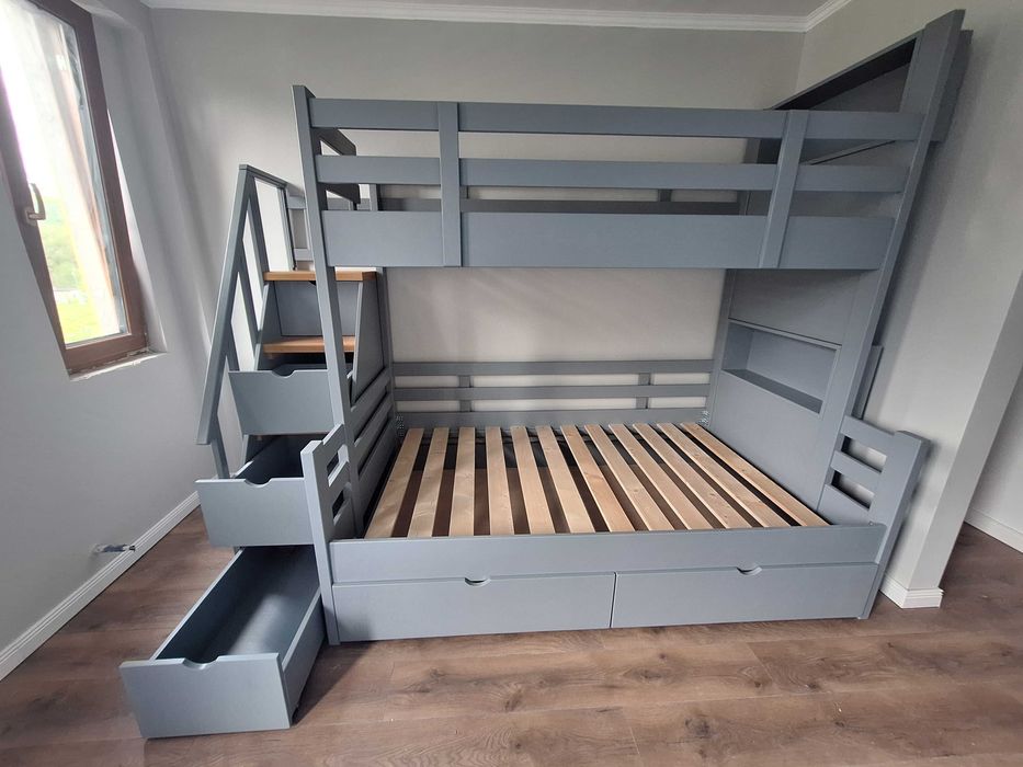 TRANSPORT GRATUIT.Pat supraetajat cu scara tip sertare.Cod 3539