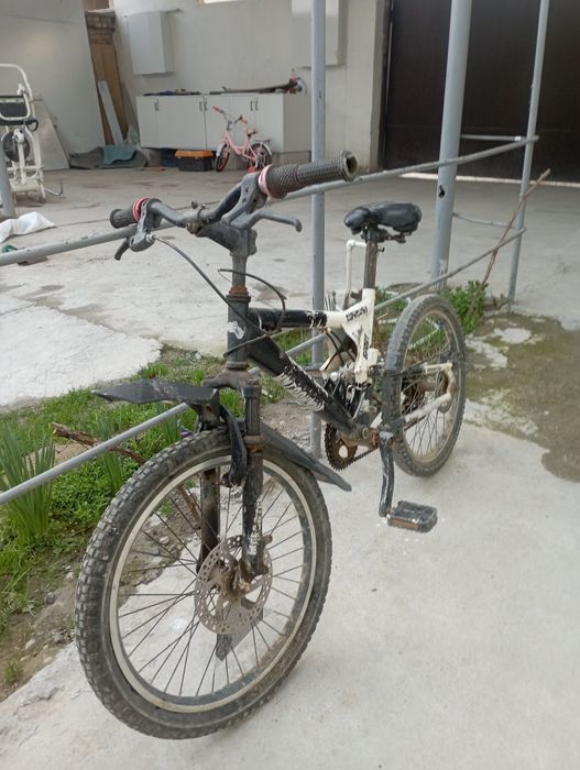 Срочно продаётся Скоростной велосипед