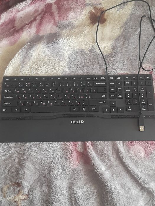 Клавиатура Delux