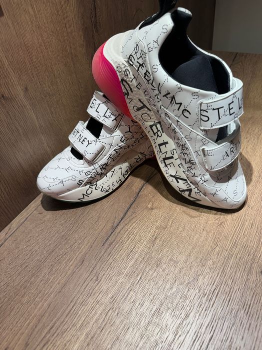 Vând StellaMcCartney