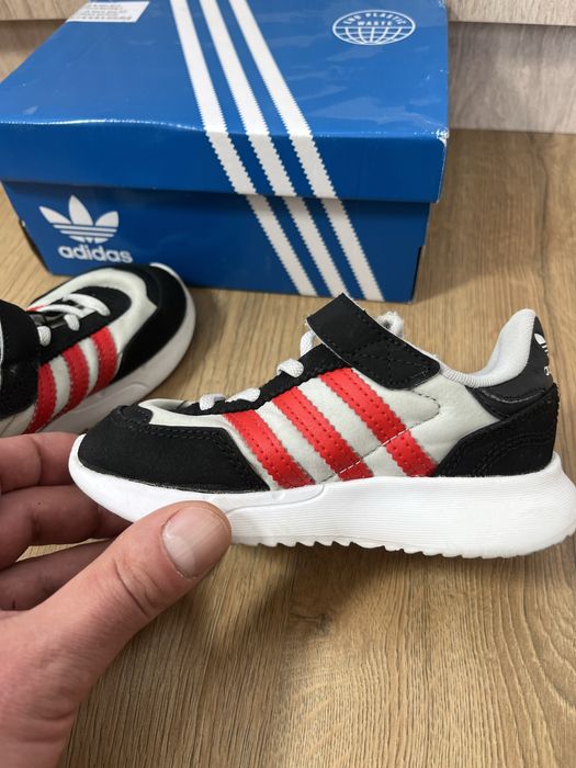 Adidas Originals детски маратонки размер 25