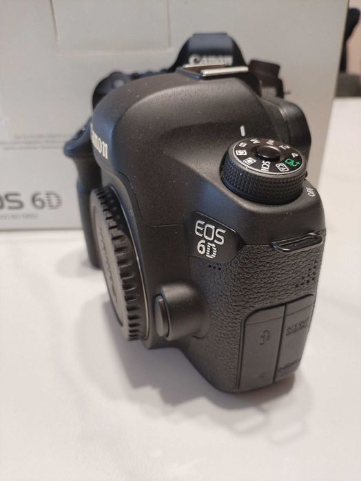 Canon EOS 6D + Canon 50mm f/1.8 + доп. батерия