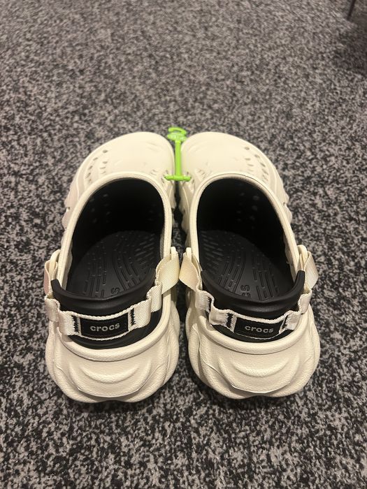 Crocs Echo Clog Bone/Black 39-40 NOI