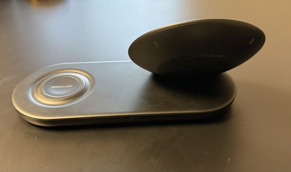 Samsung Wireless Charger - Compatible with Apple