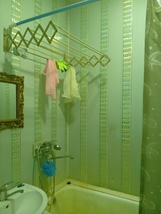 Продается 3- ком.квартира г.Газалкент