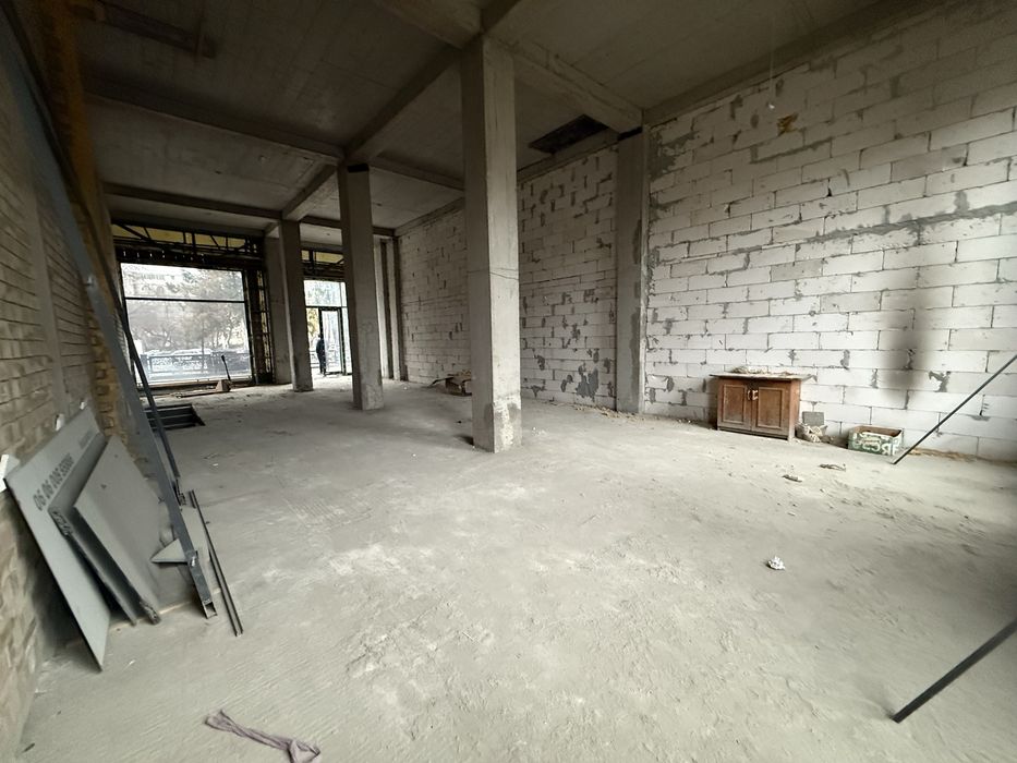 Бабур ул.  316 квм. Офис.