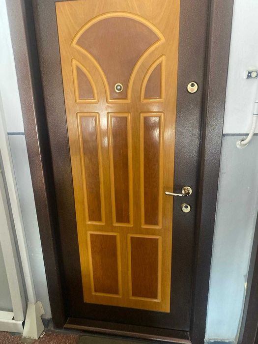 Vand apartament 3 camere – Central, Oltenița – Foarte spațios, ideal pentru tineri și familii