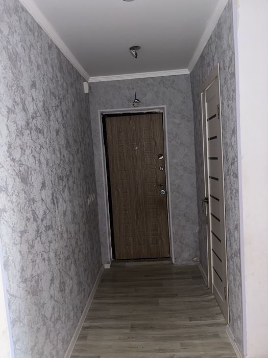 2 бөлмелі пәтер сатылады!