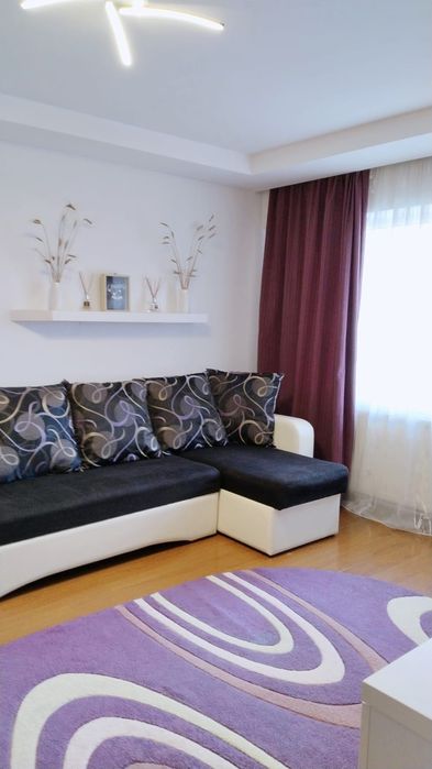 Vând apartament central cu 2 camere