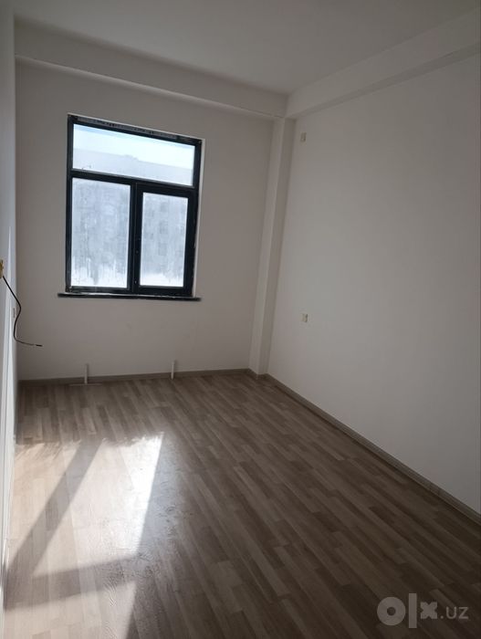 Toshkent tumani Keles 8 etaj 3 xonali uy sotiladi