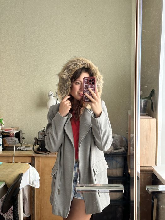 Пальто укороченное с капюшоном