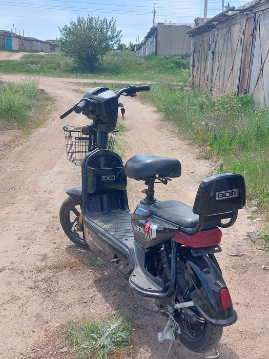 Продам скутер sk 8