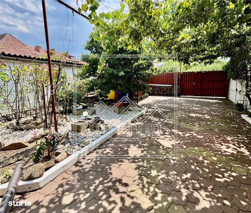 Casa individuala - 5 camere, 184 mp, acces auto - Dumbravii