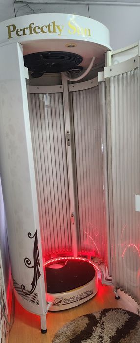Solar vertical cu aparat vibromasaj inclus!