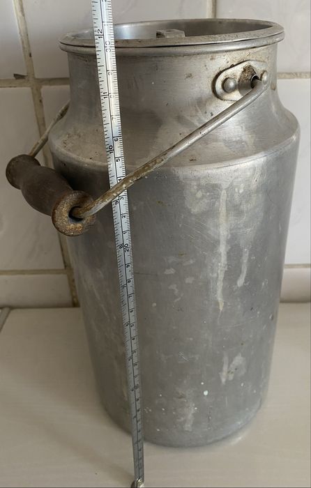 Продам кухонную металлическую посуду, утварь,