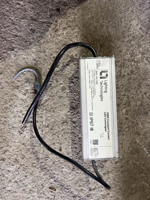блок питания мощностью 100 Вт от Lighting Technologies,