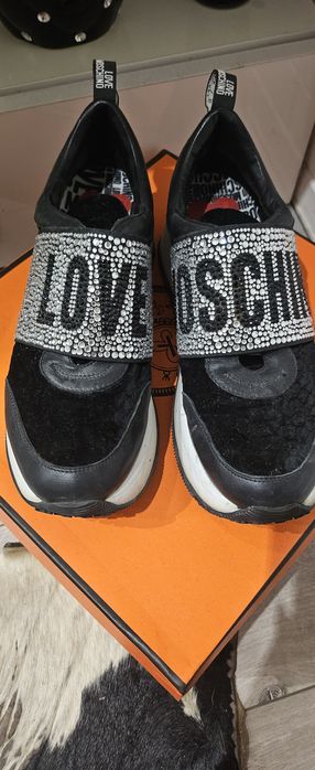 Jimmy choo сникърси, Love Moschino сникърси