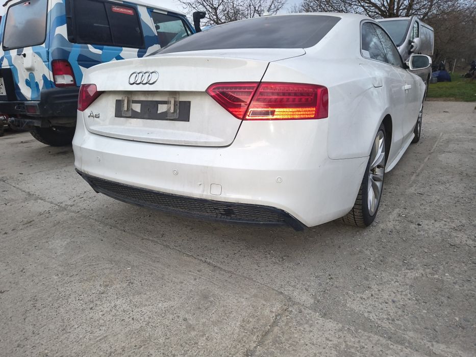 Audi a5 avariat lovit