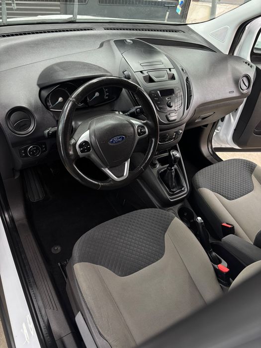 FORD Tourneo Courier 2019 — imagine 5