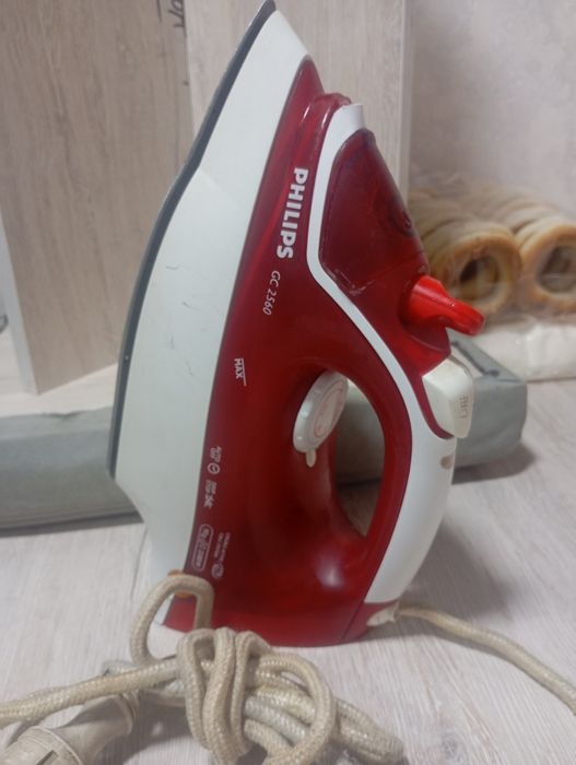 Продается свой утюг Филипс