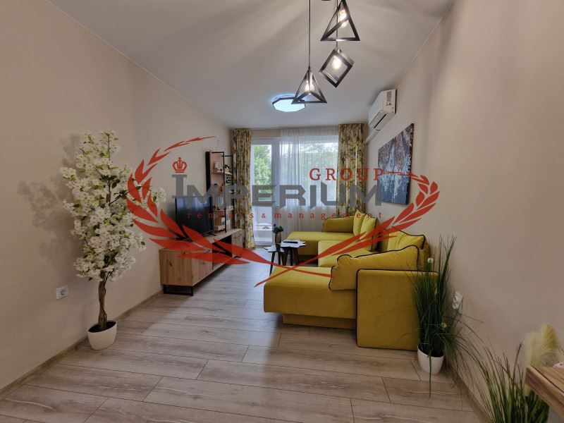 Дава се под наем Тристаен апартамент в Варна, Нептун - 100 кв.м за 990 € - Снимка #1