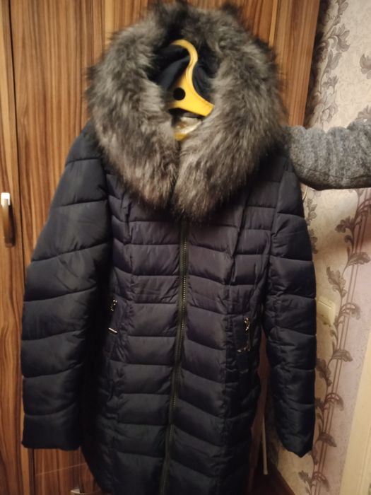 Продам зимнюю куртку