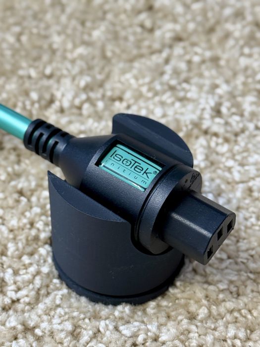 Suporti cabluri boxe, alimentare hi-fi / high end audio