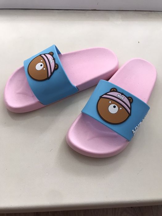 Продам шлепки-сланцы