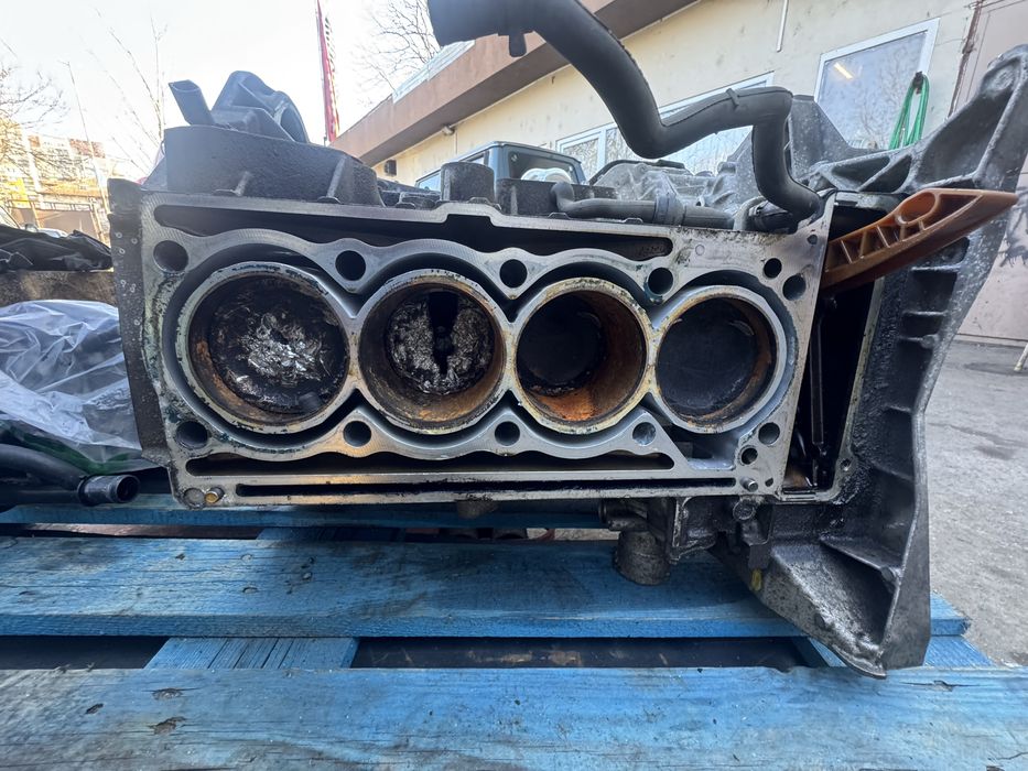 M271 дигател на части