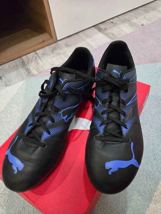 Бутонки PUMA за футбол