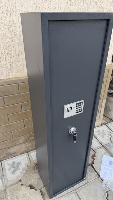 Сейф отличного качества