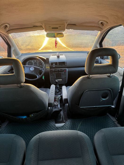 Vând VW Sharan 2005