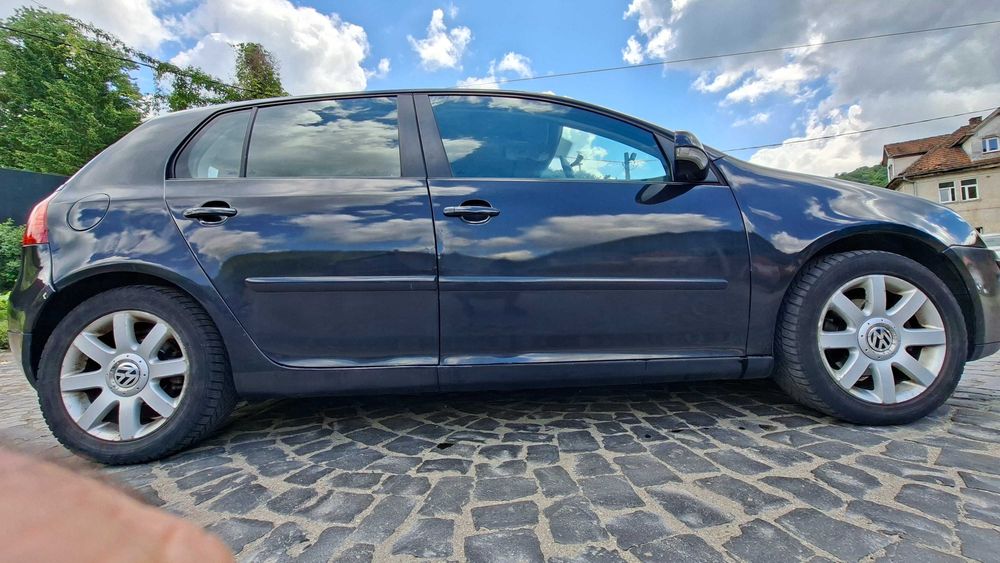 VOLKSWAGEN Golf 2004 — imagine 4