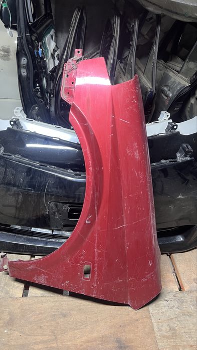 Левое крыло Ниссан Примера P12